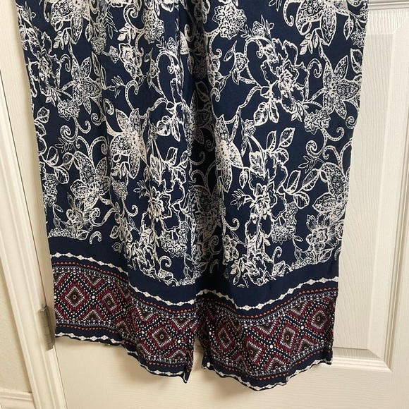 Larsyn & Lily Floral Navy Jumpsuit size X-Large - Picture 5 of 9